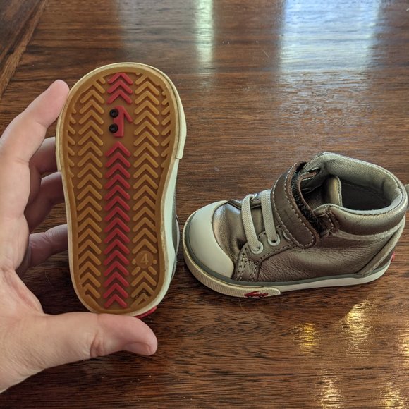 See Kai Run Peyton High Tops - Size 4 - Picture 5 of 6